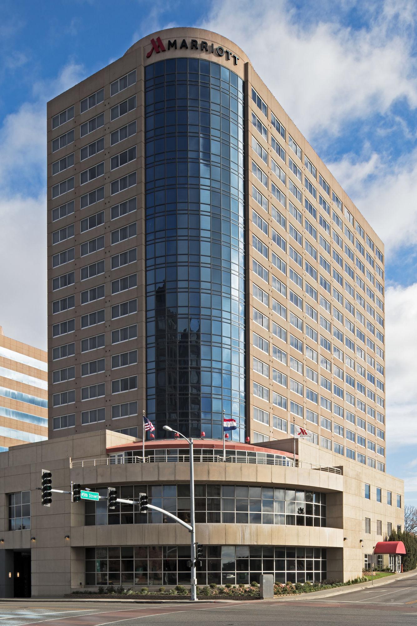 Kansas City Marriott Country Club Plaza Hotel Exterior photo